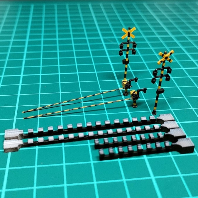全方向形踏切基本セット　未塗装